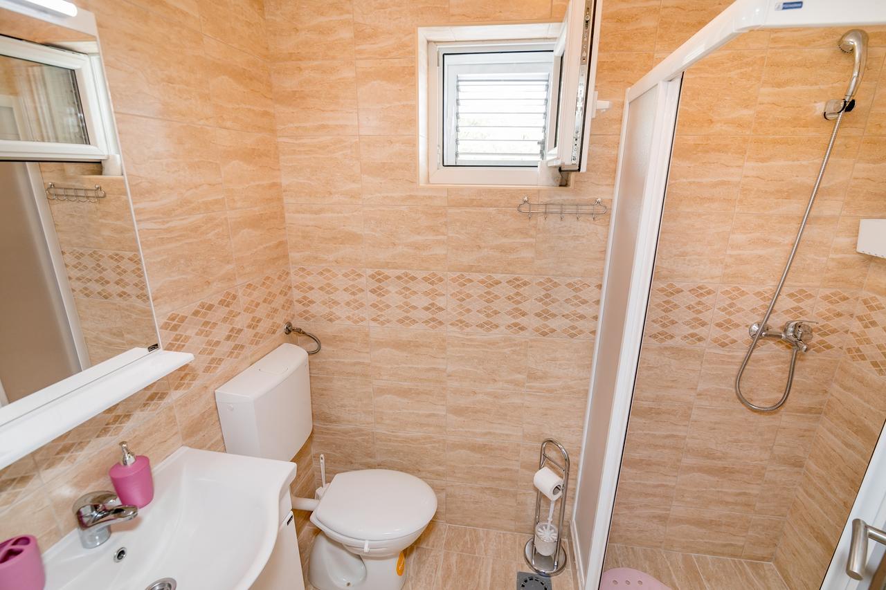 Apartments Mitrovic Luštica Eksteriør bilde