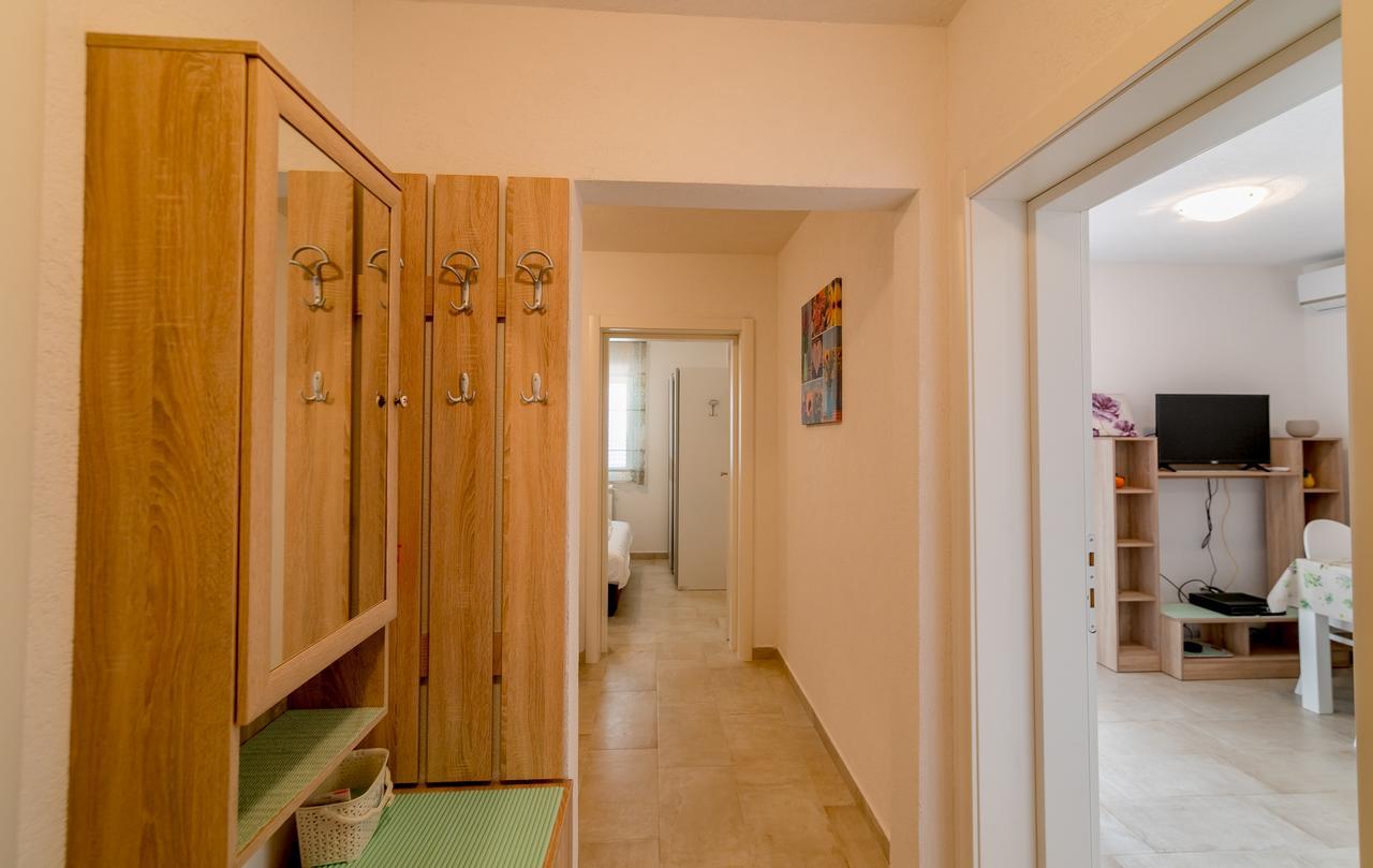 Apartments Mitrovic Luštica Eksteriør bilde