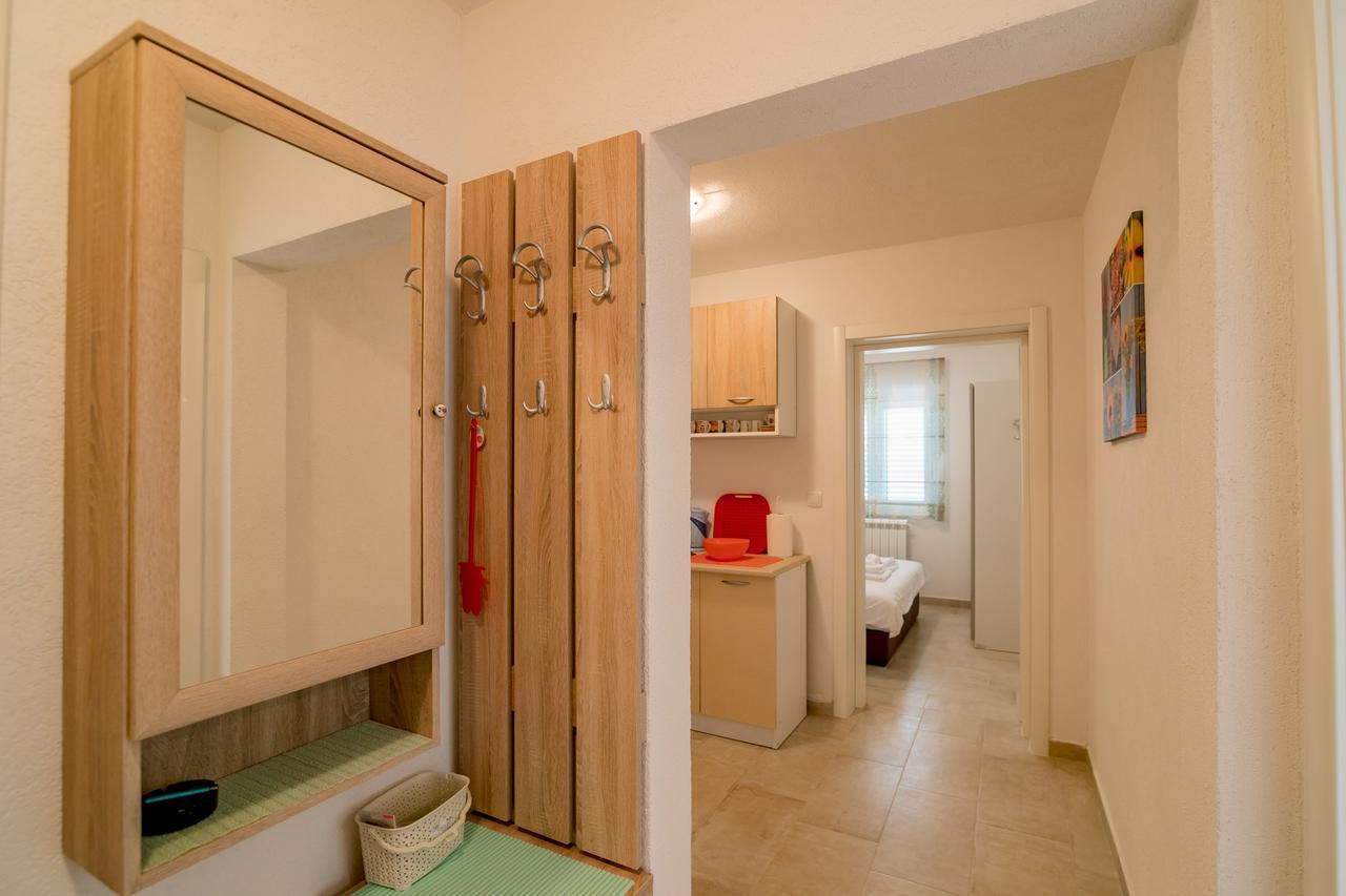 Apartments Mitrovic Luštica Eksteriør bilde