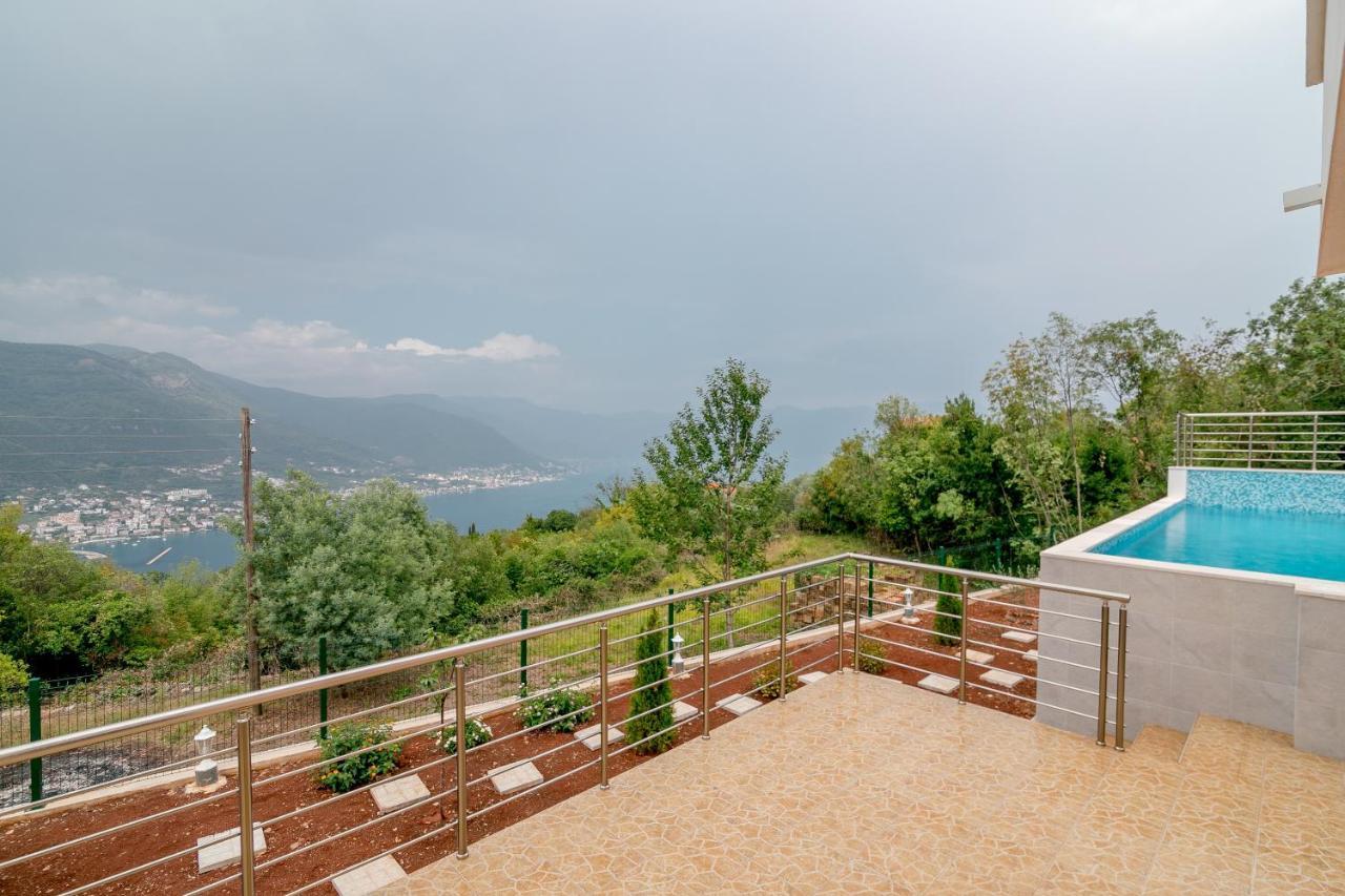Apartments Mitrovic Luštica Eksteriør bilde